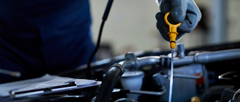 How Regular Oil Changes Improve Your Car’s Performance and Lifespan