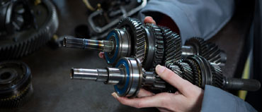Top Signs Your Car Needs Transmission Repair in Abu Dhabi